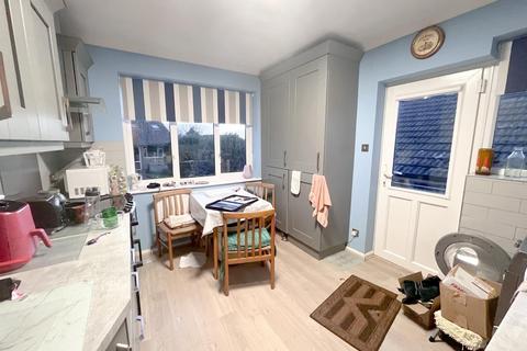 2 bedroom detached bungalow for sale, Whittingtons Way, Hastings