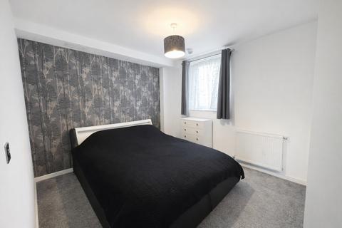 2 bedroom apartment to rent, Lanacre Avenue, Colindale, NW9