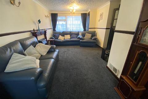 3 bedroom terraced house for sale, Maplestead Road, Dagenham