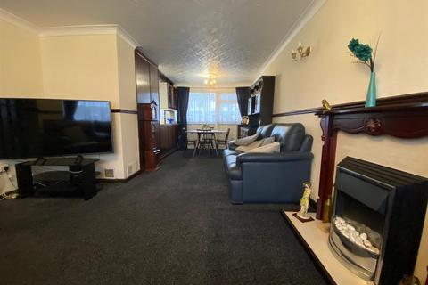 3 bedroom terraced house for sale, Maplestead Road, Dagenham