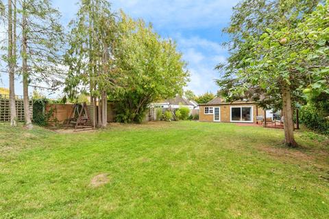5 bedroom detached bungalow for sale, North Avenue, Letchworth Garden City