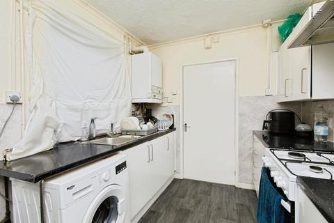 3 bedroom semi-detached house for sale, Derby Street, Burton-On-Trent