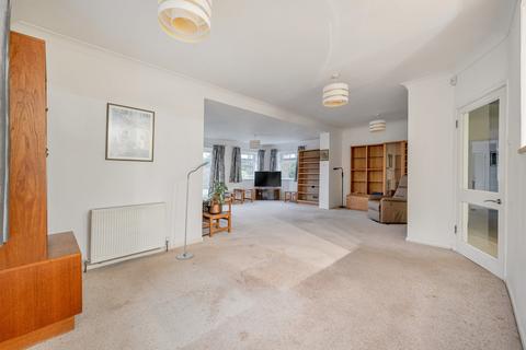 4 bedroom bungalow for sale, Beverley Gardens, Reading RG10