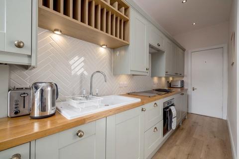 2 bedroom flat to rent, Henderson Row, Stockbridge, Edinburgh