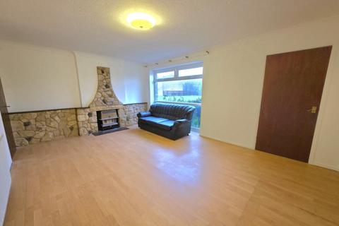 3 bedroom terraced house for sale, Willow Close, Warwickshire CV12