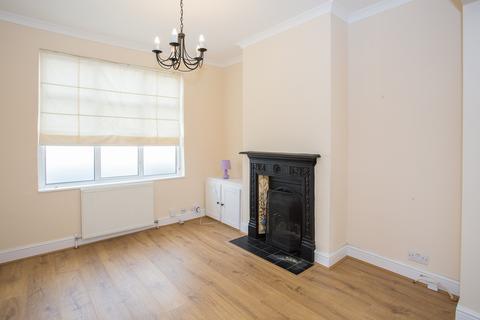 3 bedroom cottage to rent, Lower Paxton Road, Herts AL1