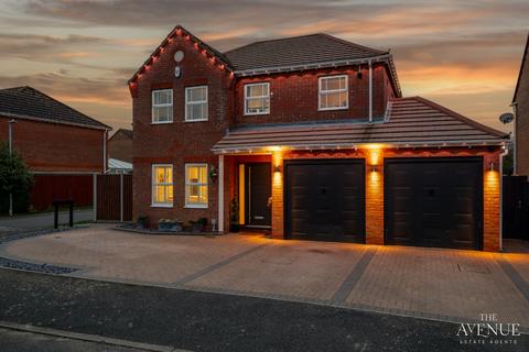 undefined, Crocus Way, Rushden, NN10 0UP