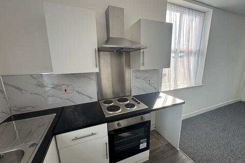 4 bedroom flat for sale, Willow Street, Worcester WR1