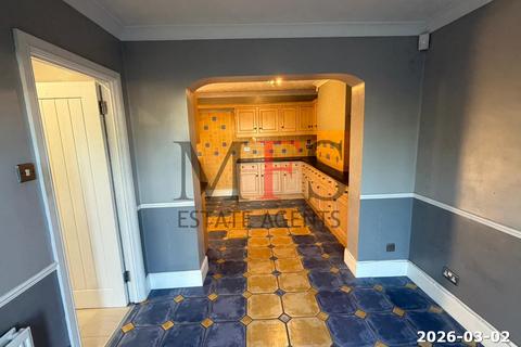 undefined, Adelphi Crescent, Hayes, UB4