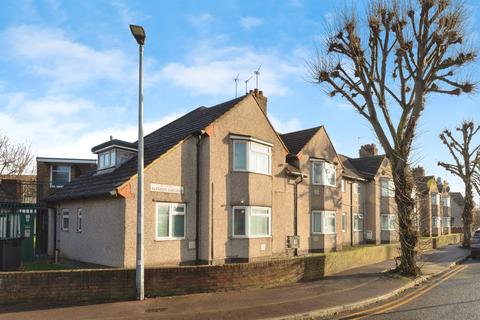 Alfreds Gardens, Barking