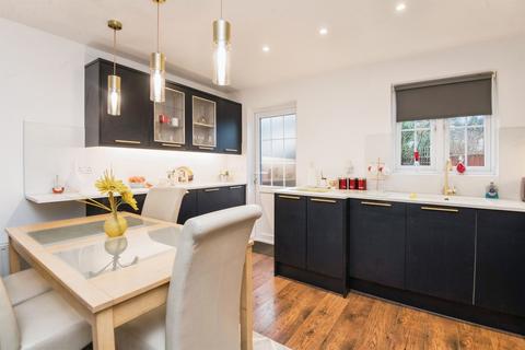2 bedroom end of terrace house for sale, The Cricketers, Axminster