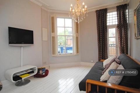 undefined, Sandycombe Road, Richmond, TW9