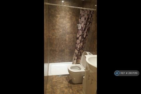1 bedroom flat to rent, Twyford Avenue, London, W3