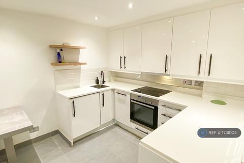 1 bedroom flat to rent, Trinity Road, London, SW17