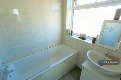 1 bedroom flat to rent, Windsor Way, Polegate, BN26
