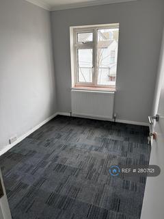 4 bedroom semi-detached house to rent, Penrith Road, New Malden, KT3