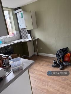 4 bedroom semi-detached house to rent, Penrith Road, New Malden, KT3
