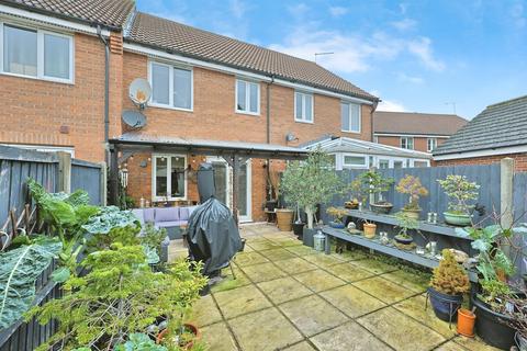 3 bedroom terraced house for sale, Walnut Way, Dereham