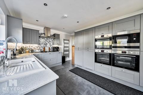 3 bedroom bungalow for sale, Ferndown BH22