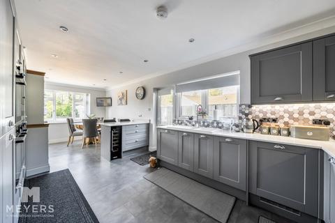 3 bedroom bungalow for sale, Ferndown BH22