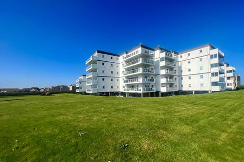 2 bedroom flat for sale, Royal Parade, Eastbourne