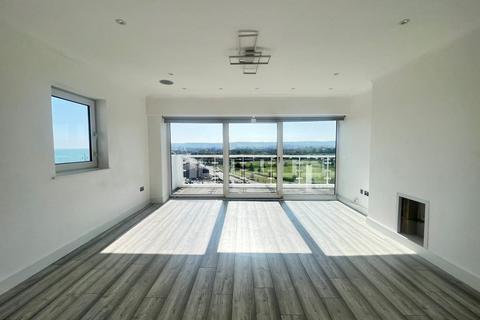 2 bedroom flat for sale, Royal Parade, Eastbourne