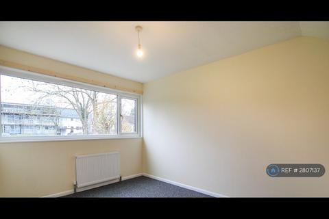 3 bedroom terraced house to rent, Crispin Road, Milton Keynes, MK13