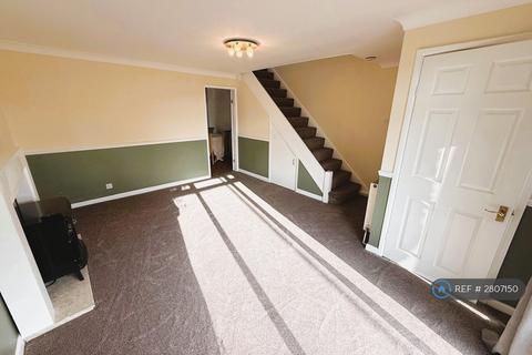 3 bedroom semi-detached house to rent, Glenwood Crescent, Sheffield, S35