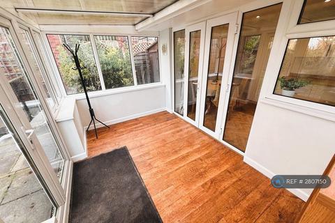 undefined, Glenwood Crescent, Sheffield, S35
