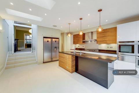 5 bedroom semi-detached house to rent, Thorney Hedge Road, London, W4