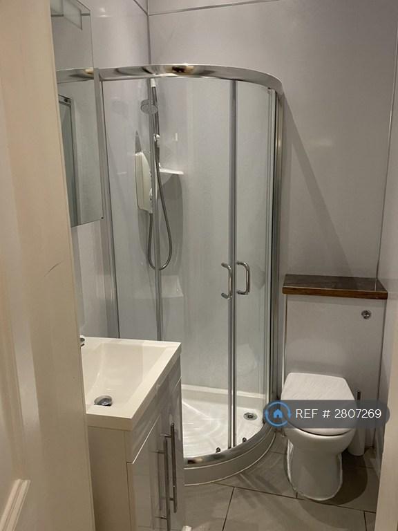 Small Bathroom Shower