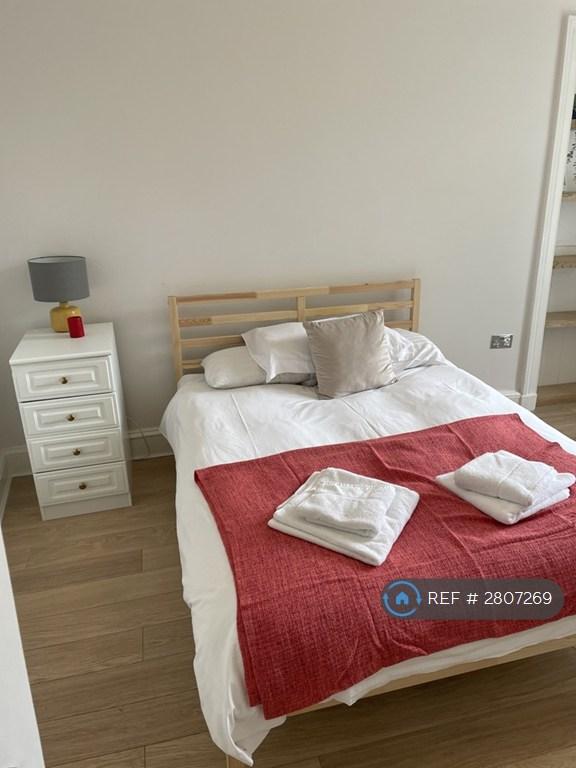 Main Bedroom Double Bed