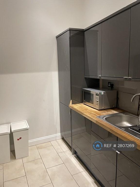 Kitchen Fridge Freezer