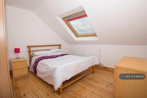 undefined, Polwarth Crescent, Edinburgh, EH11