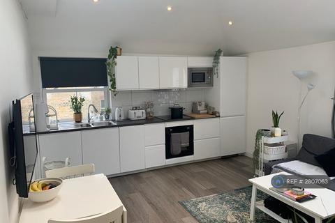 1 bedroom flat to rent, Aristotle Road, London, SW4
