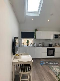 1 bedroom flat to rent, Aristotle Road, London, SW4
