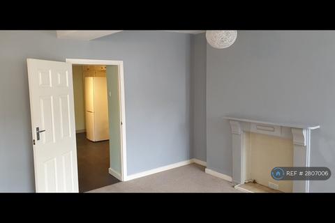 1 bedroom flat to rent, Upton Road, Torquay, TQ1