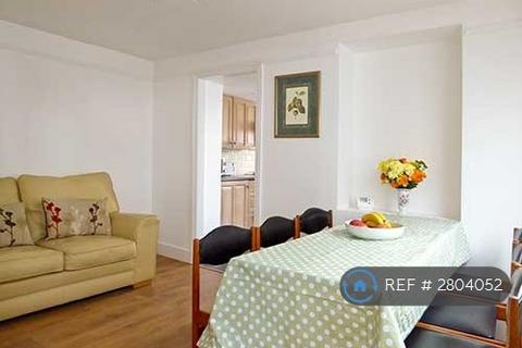 3 bedroom semi-detached house to rent, Guildford Road, Brighton, BN1