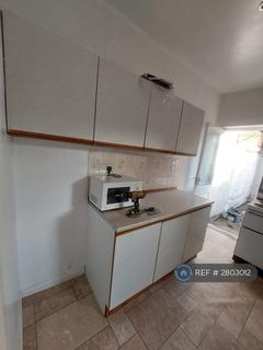 undefined, Thoresby St, Hull, HU5