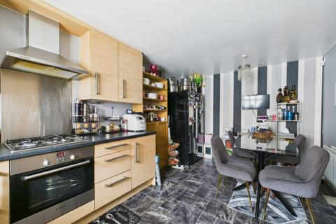 3 bedroom end of terrace house for sale, Juno Way, Wainscott, Rochester, ME3 8FD