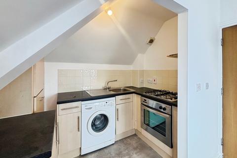 1 bedroom flat for sale, Malmesbury Park Place, Bournemouth
