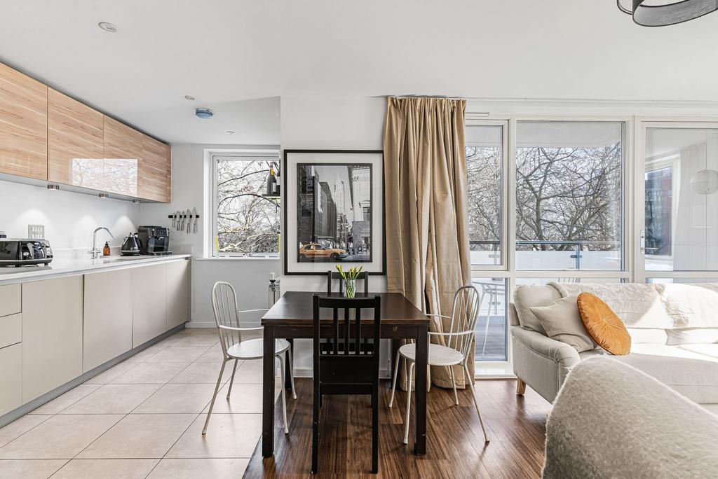 Kitchen/Reception