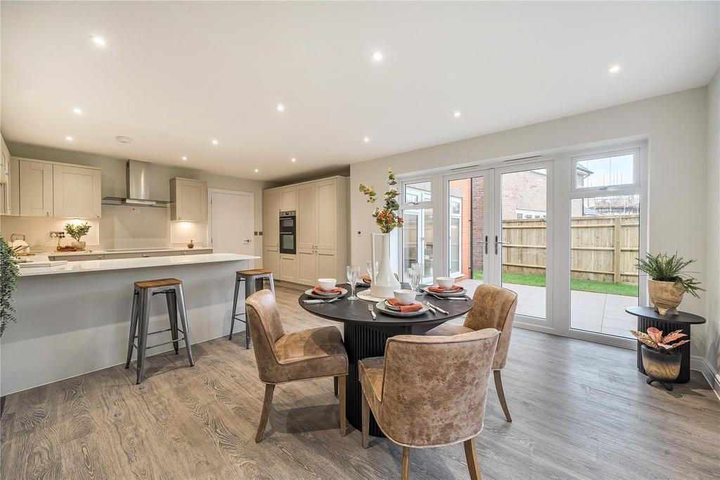 Kitchen/Dining