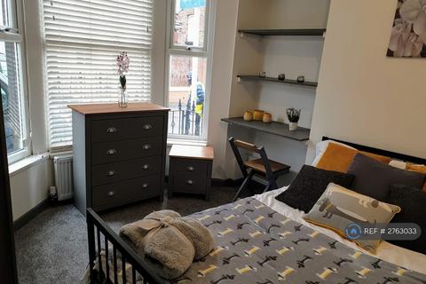 1 bedroom in a house share to rent, Chiswell Street, Liverpool, L7