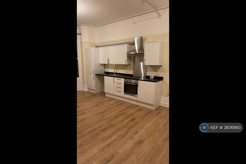 1 bedroom flat to rent, Knowsley Rd, Southport, PR9