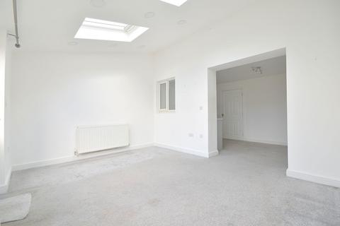undefined, Brackenfield Close, Chesterfield S42