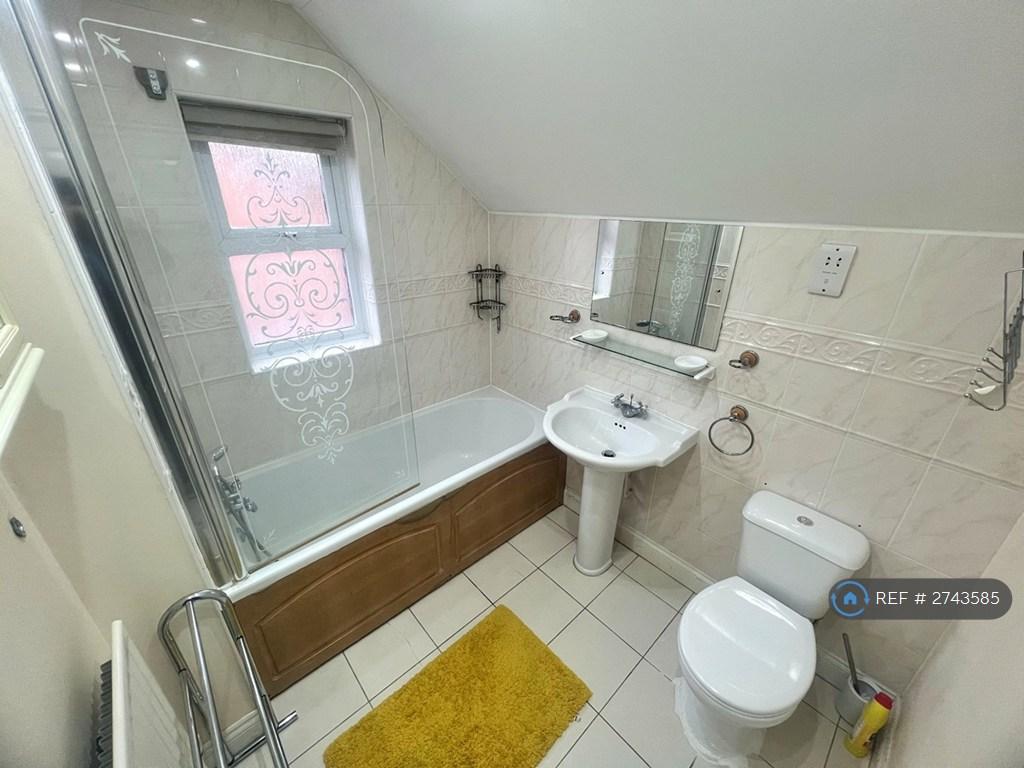 Bathroom 4