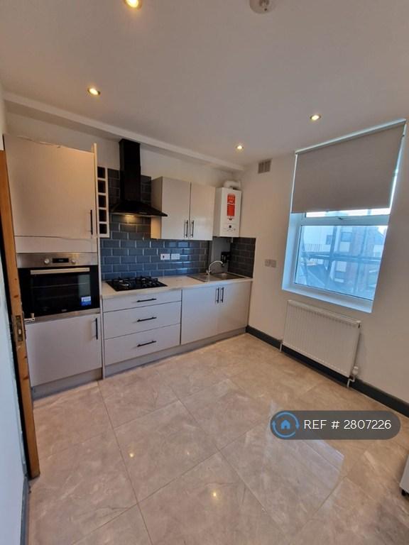 Kitchen / Living