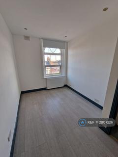 2 bedroom flat to rent, Upper Tooting Road, London, SW17