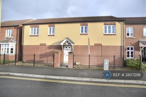 2 bedroom semi-detached house to rent, Woodvale, Gloucester, GL2
